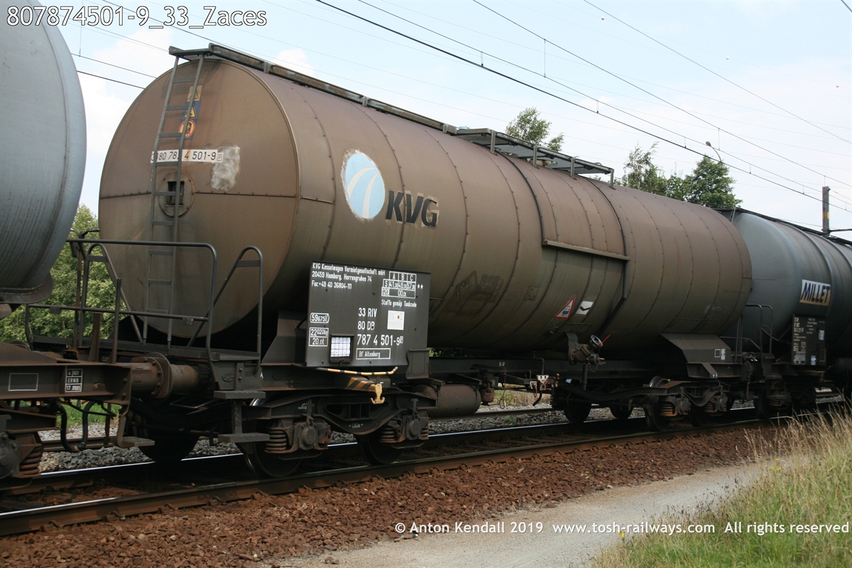 807874501-9_33_Zaces.JPG